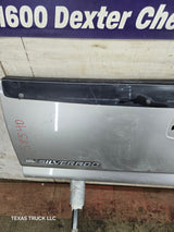 1999-2007 Chevrolet Silverado / GMC Sierra 1500 2500 3500 Tailgate