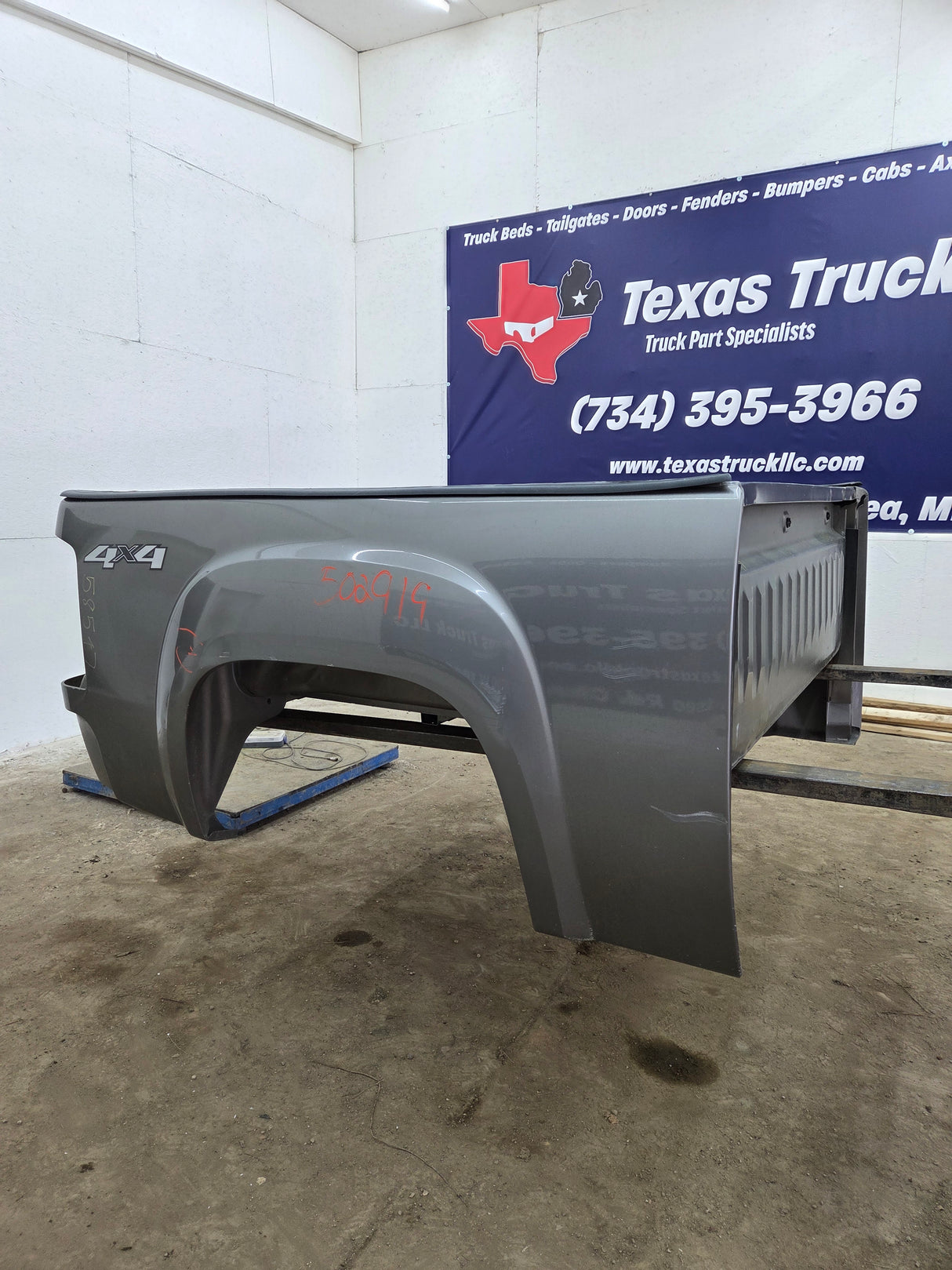 2007-2013 GMC Sierra 1500 5' 8" Short Truck Bed