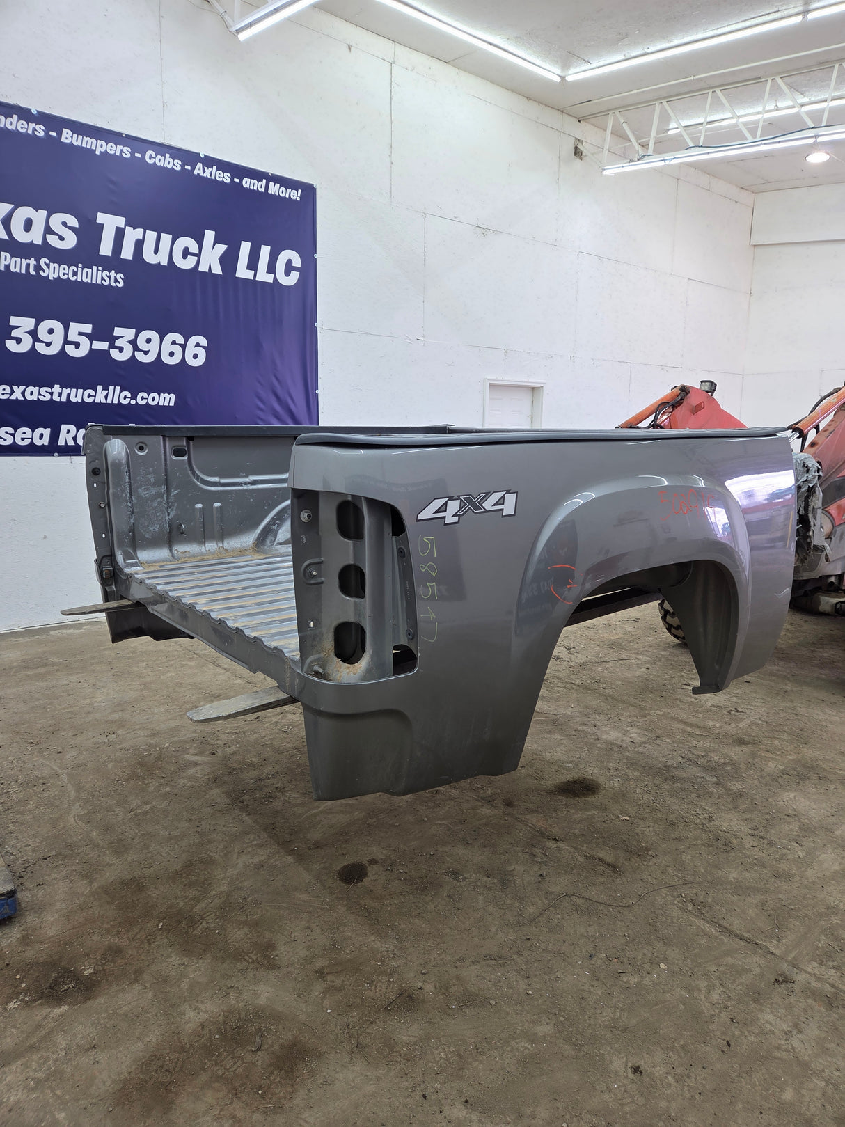 2007-2013 GMC Sierra 1500 5' 8" Short Truck Bed