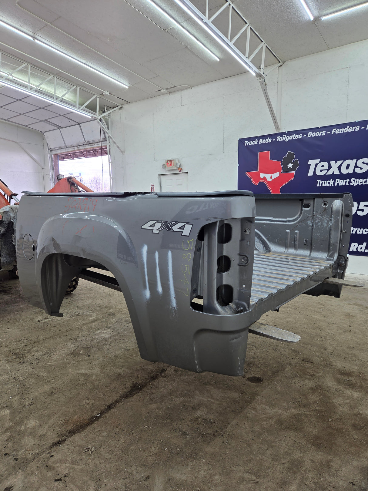 2007-2013 GMC Sierra 1500 5' 8" Short Truck Bed