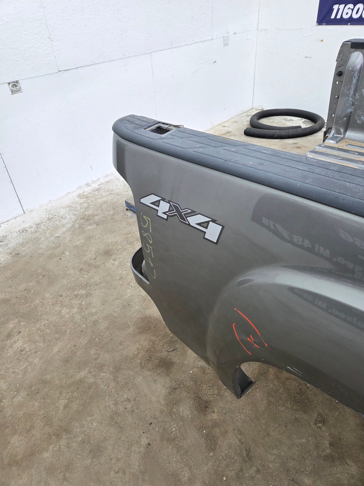 2007-2013 GMC Sierra 1500 5' 8" Short Truck Bed