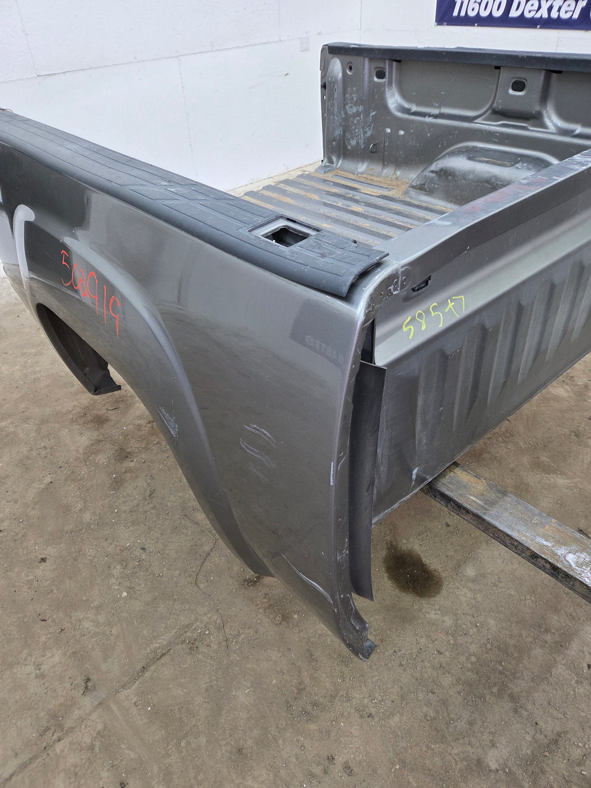 2007-2013 GMC Sierra 1500 5' 8" Short Truck Bed