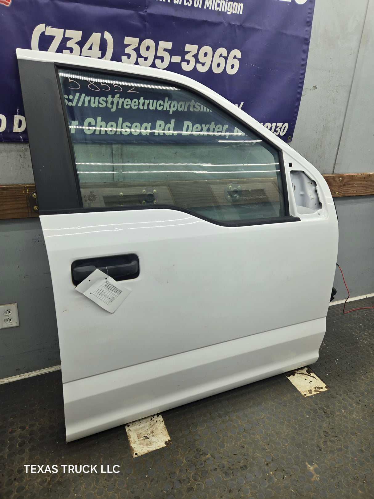 2015-2022 Ford F150 / Super Duty Passenger Side Front Door RH F250 F350 F450 F550