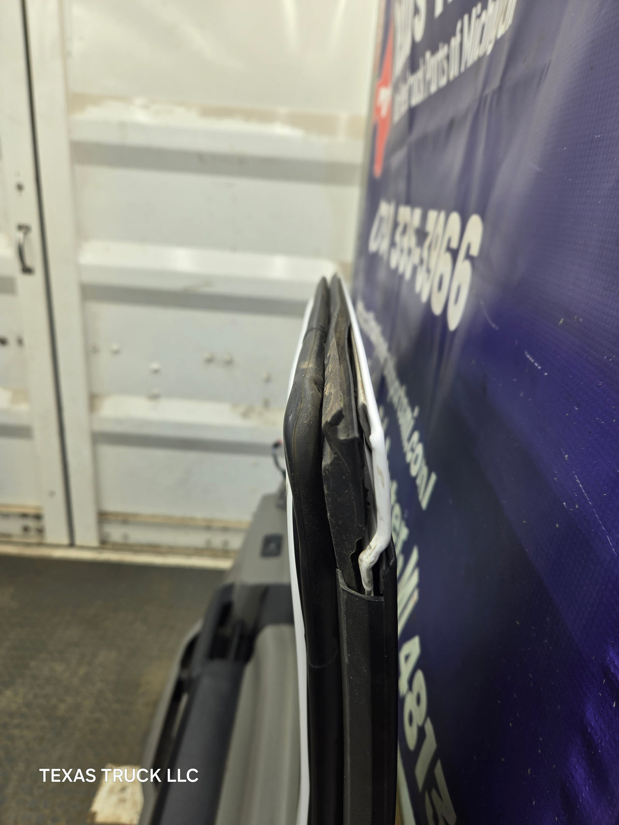 2015-2022 Ford F150 / Super Duty Passenger Side Front Door RH F250 F350 F450 F550