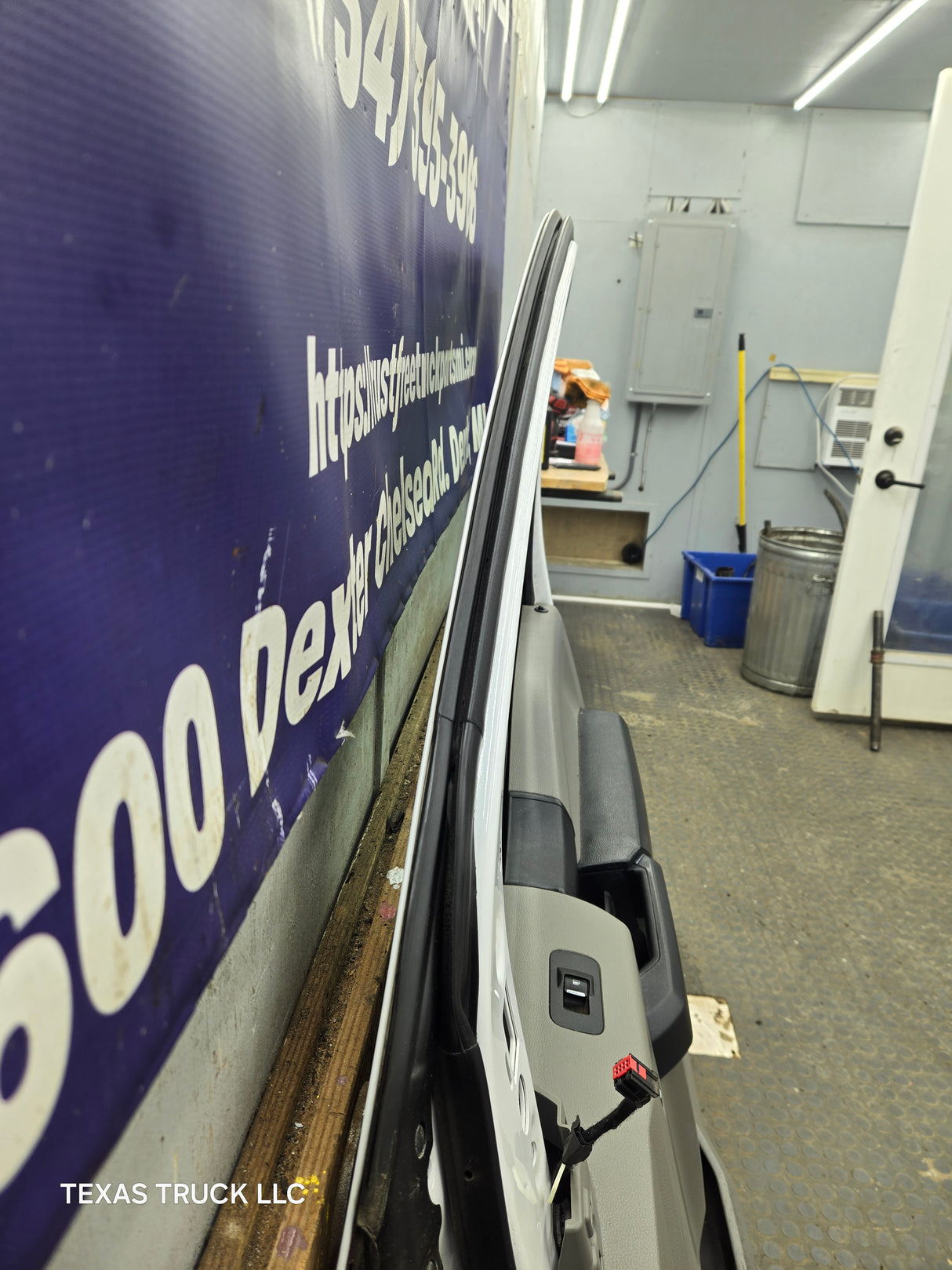 2015-2022 Ford F150 / Super Duty Passenger Side Front Door RH F250 F350 F450 F550