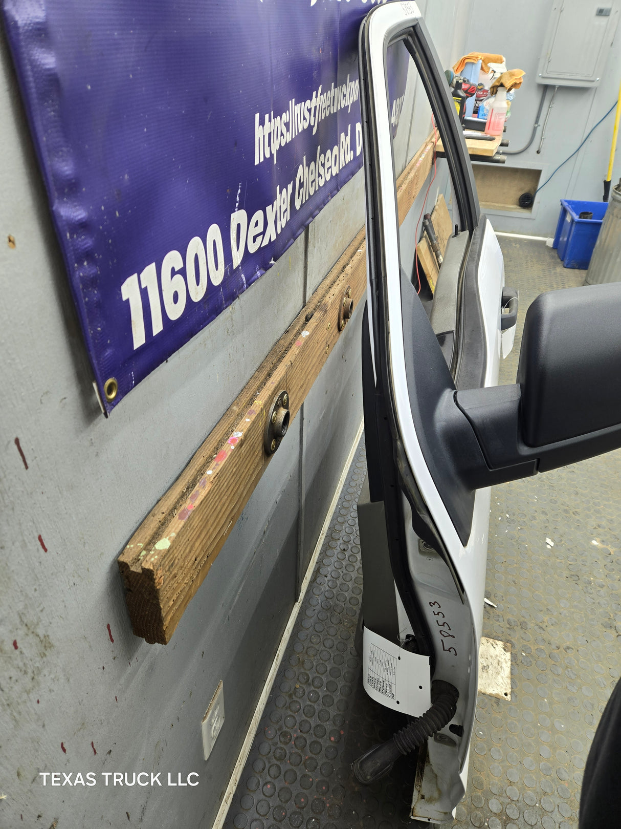 2015-2022 Ford F150 / Super Duty Driver Front Door LH F250 F350 F450 F550