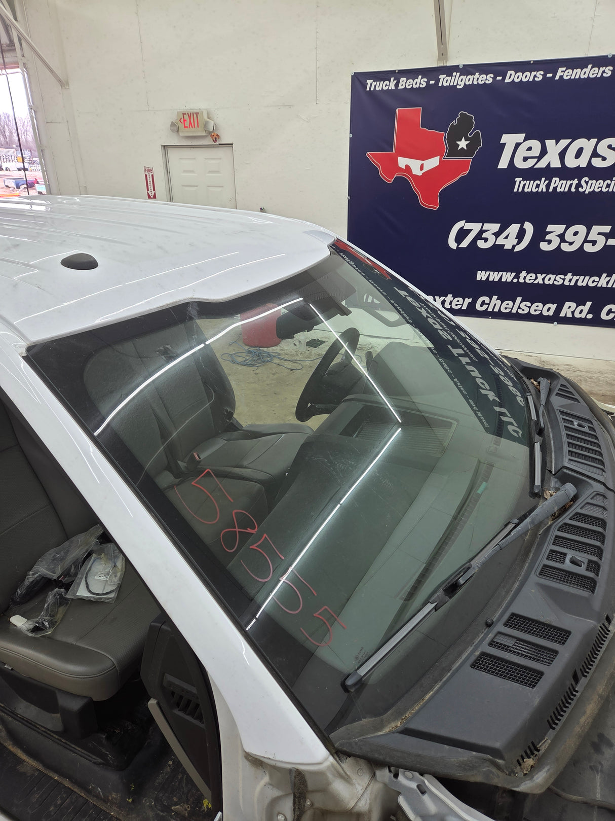 2015-2020 Ford F150 4 Door Extended Super Cab - Oxford White