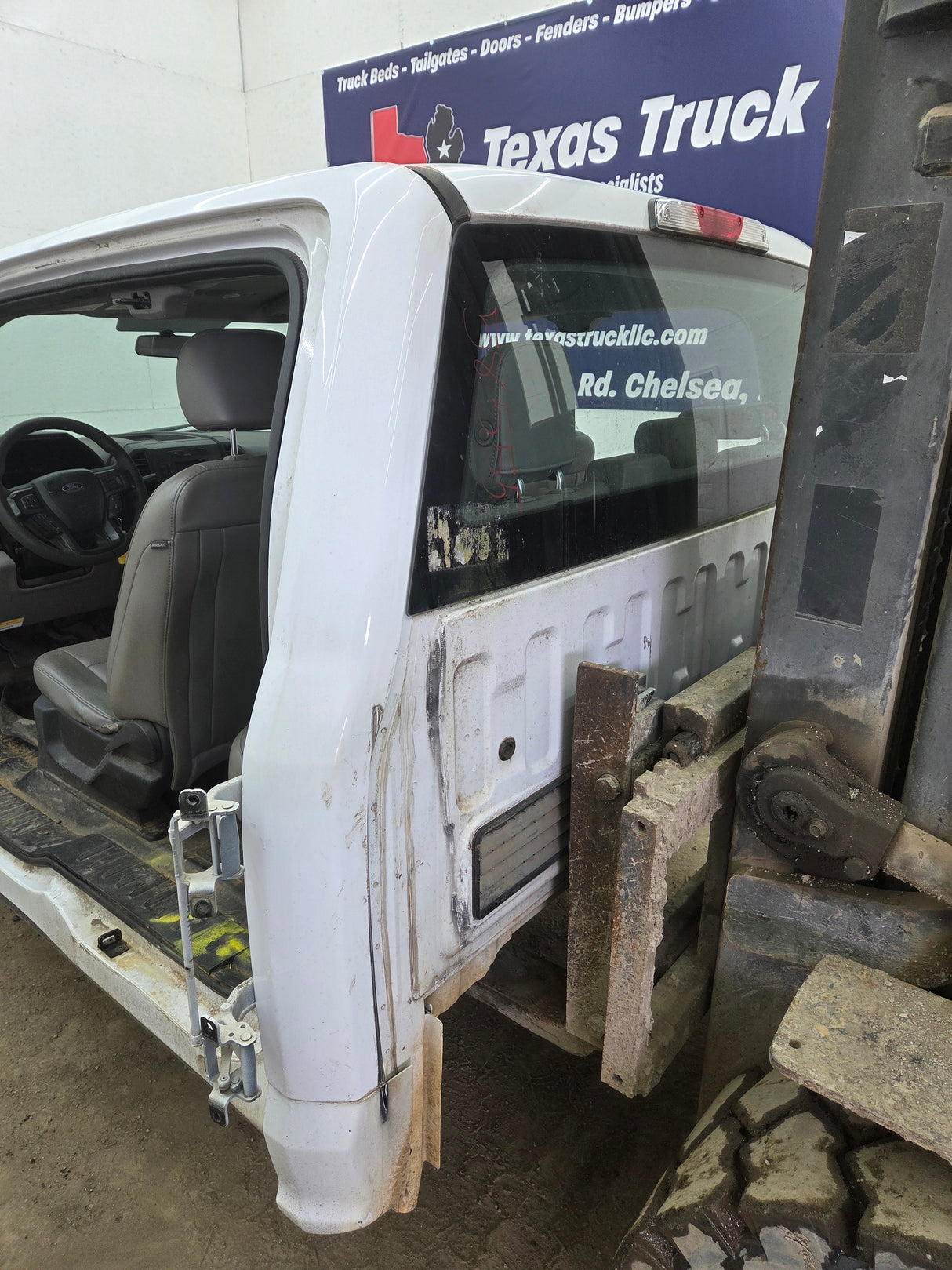 2015-2020 Ford F150 4 Door Extended Super Cab - Oxford White
