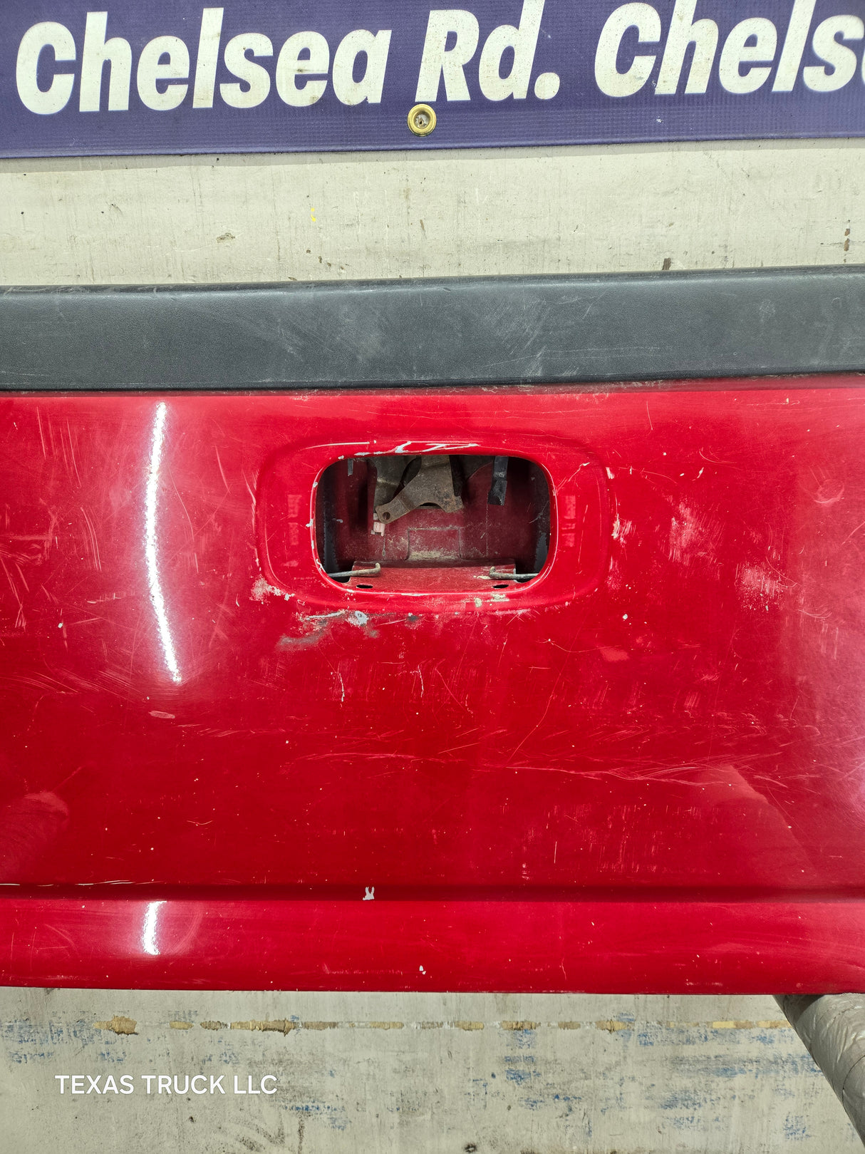 1999-2007 Chevrolet Silverado / GMC Sierra 1500 2500 3500 Tailgate