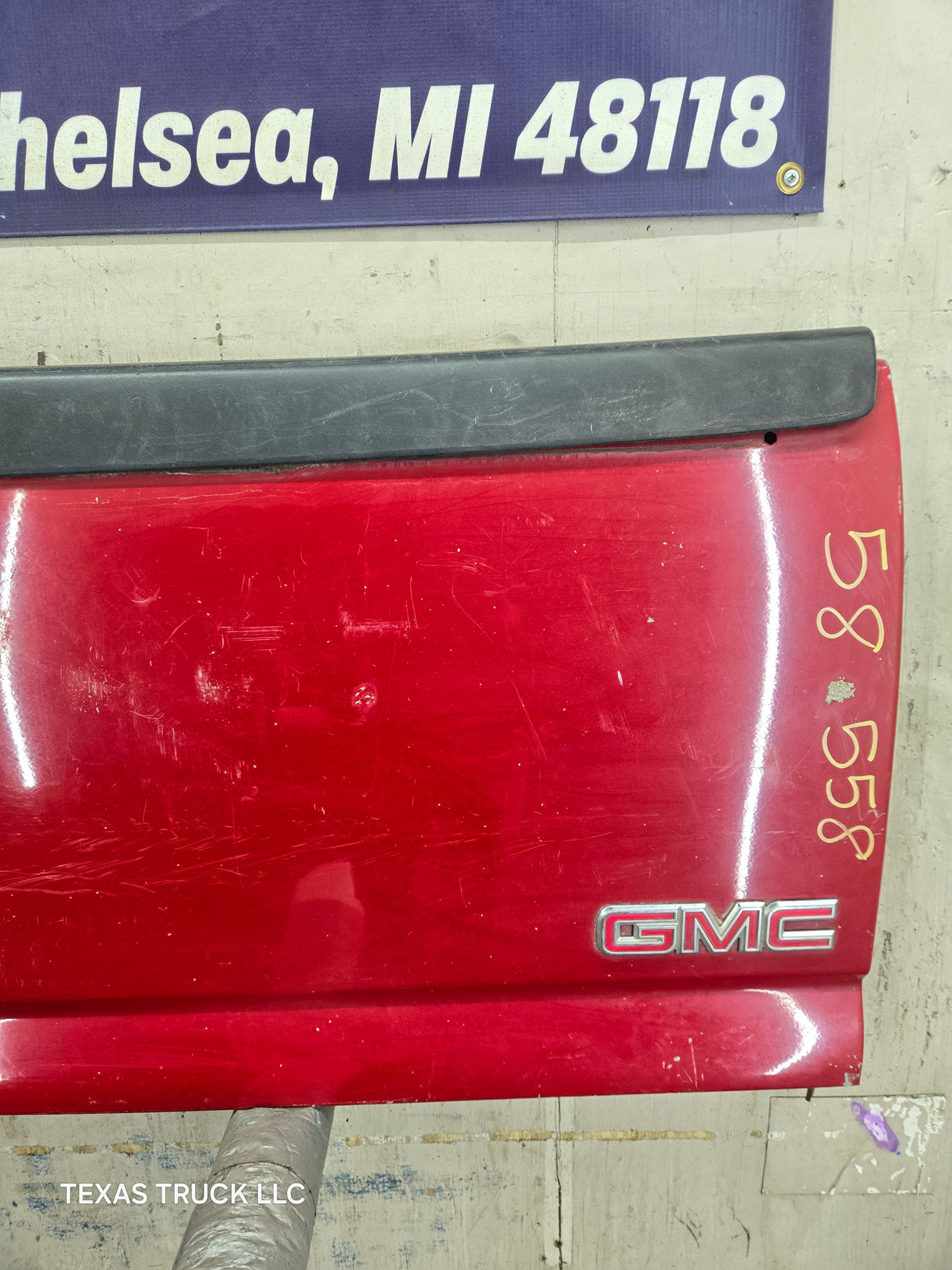 1999-2007 Chevrolet Silverado / GMC Sierra 1500 2500 3500 Tailgate