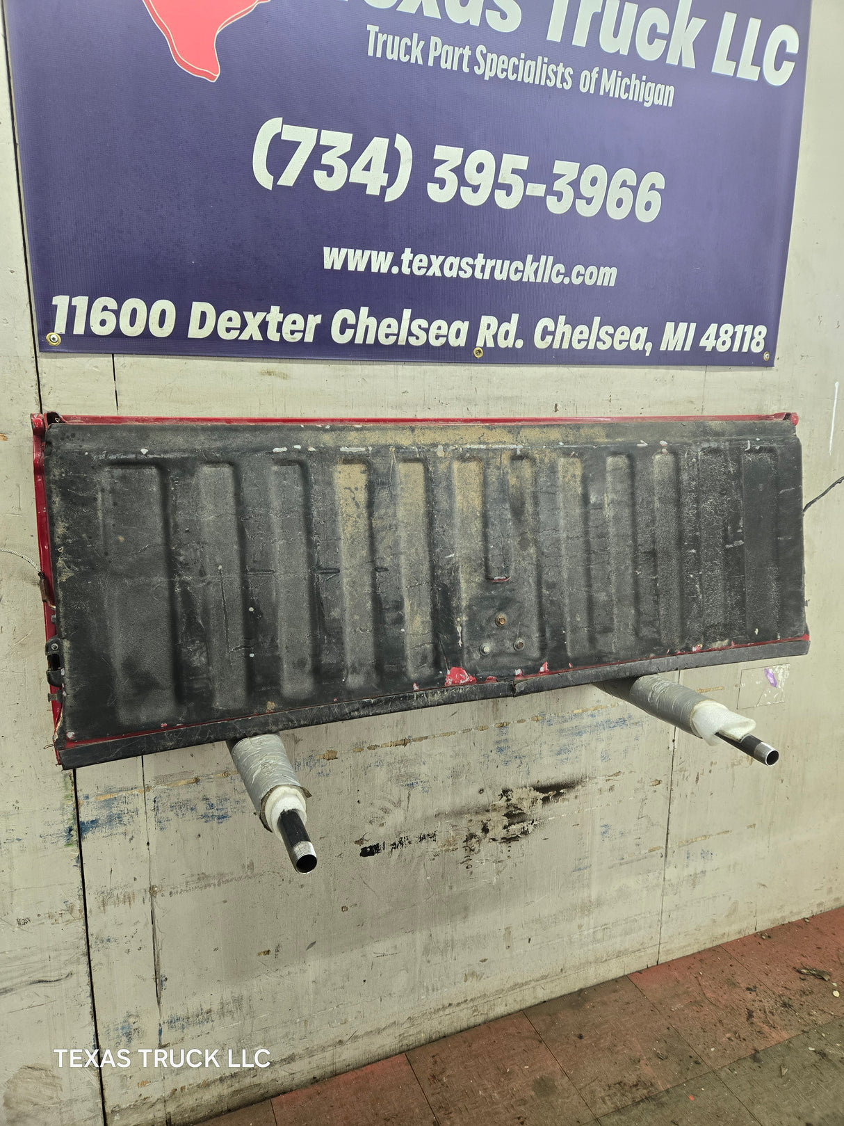 1999-2007 Chevrolet Silverado / GMC Sierra 1500 2500 3500 Tailgate
