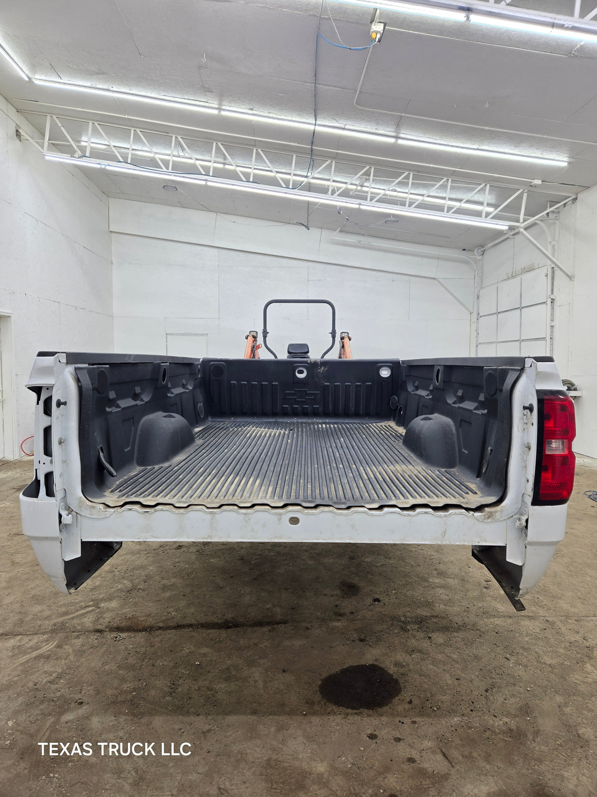2014-2019 Chevrolet Silverado 1500 2500 3500 HD 8' Long Truck Bed