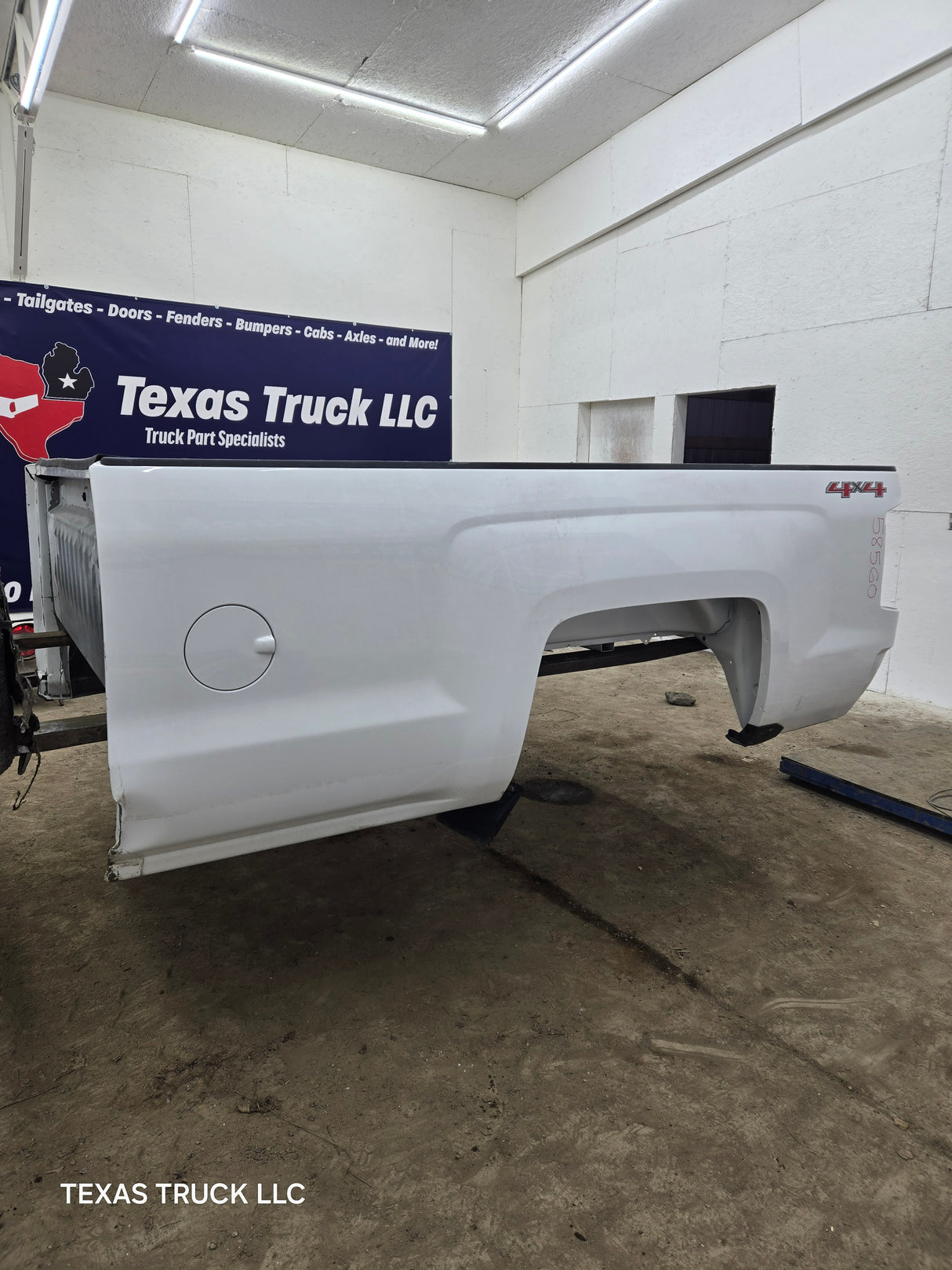 2014-2019 Chevrolet Silverado 1500 2500 3500 HD 8' Long Truck Bed