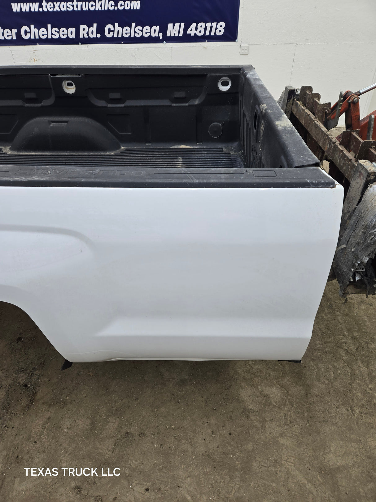 2014-2019 Chevrolet Silverado 1500 2500 3500 HD 8' Long Truck Bed