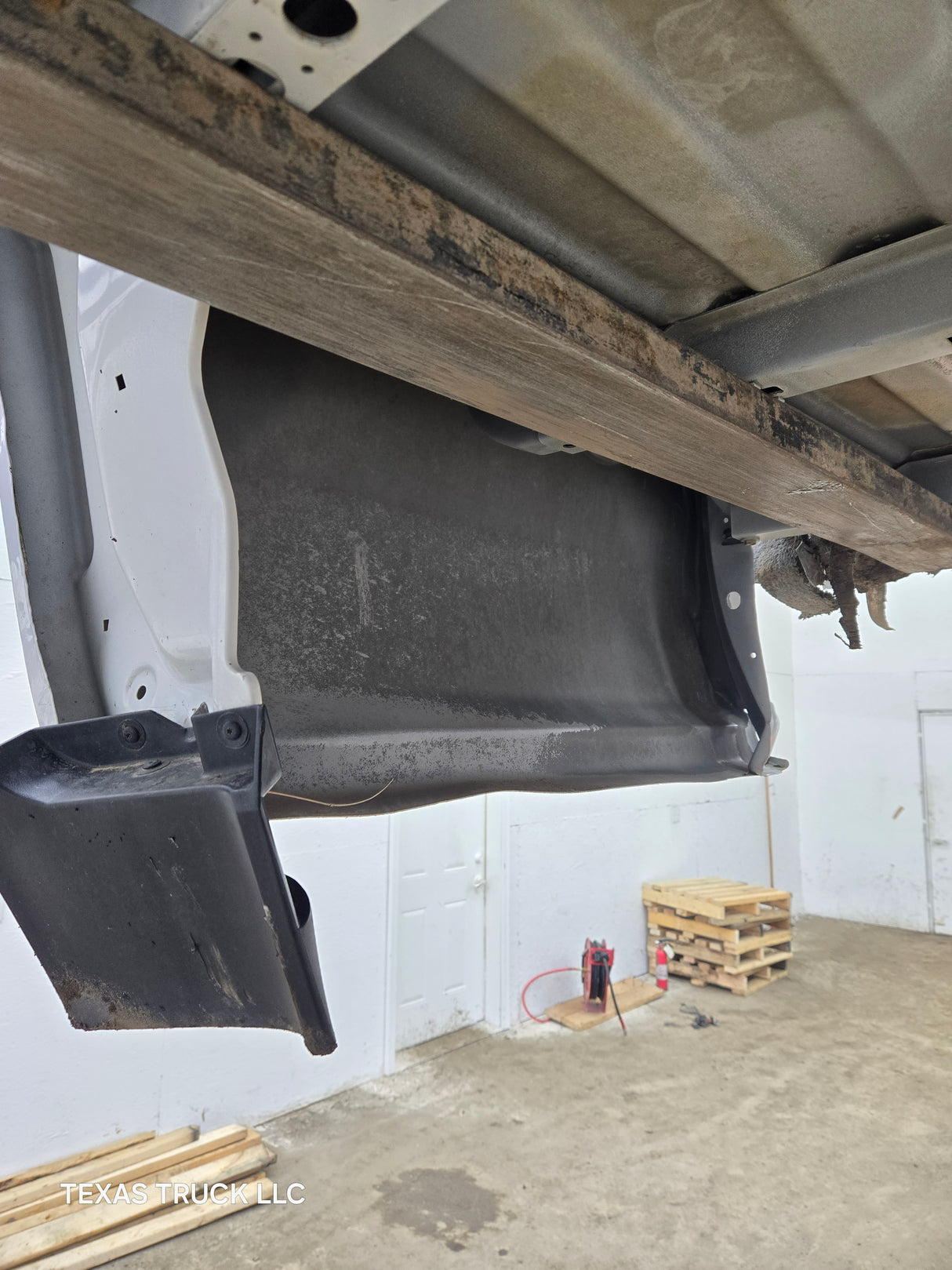 2014-2019 Chevrolet Silverado 1500 2500 3500 HD 8' Long Truck Bed