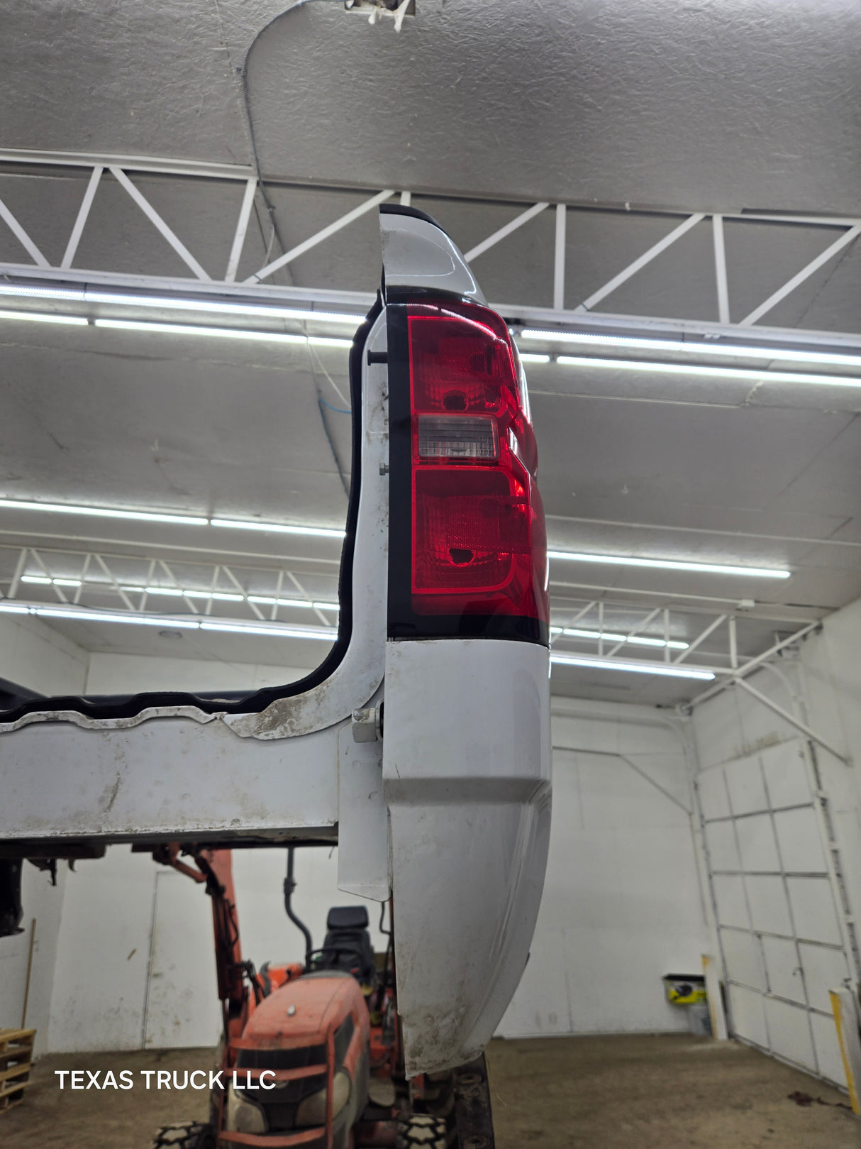 2014-2019 Chevrolet Silverado 1500 2500 3500 HD 8' Long Truck Bed
