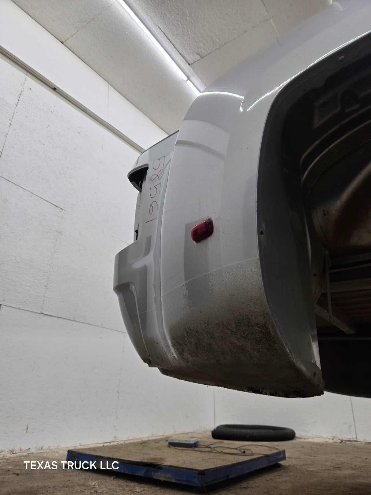 2014-2019 Chevrolet Silverado / GMC Sierra 3500 HD 8' Dually Truck Bed