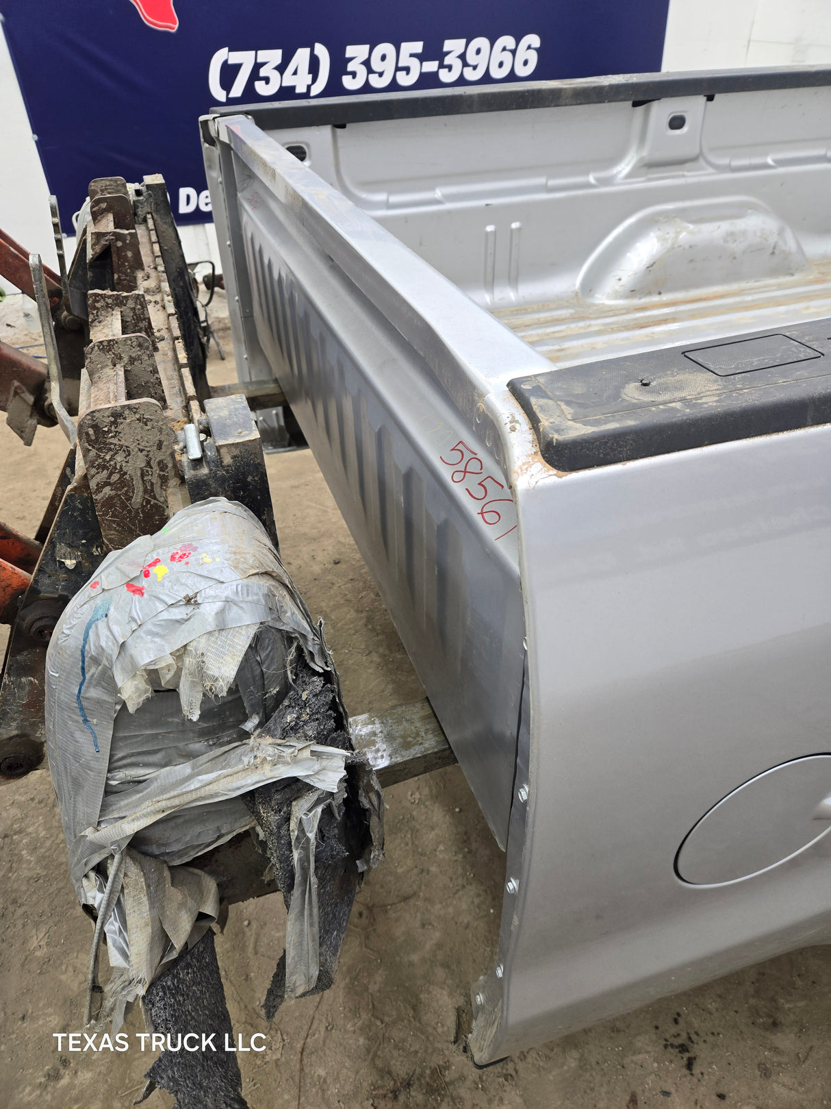 2014-2019 Chevrolet Silverado / GMC Sierra 3500 HD 8' Dually Truck Bed