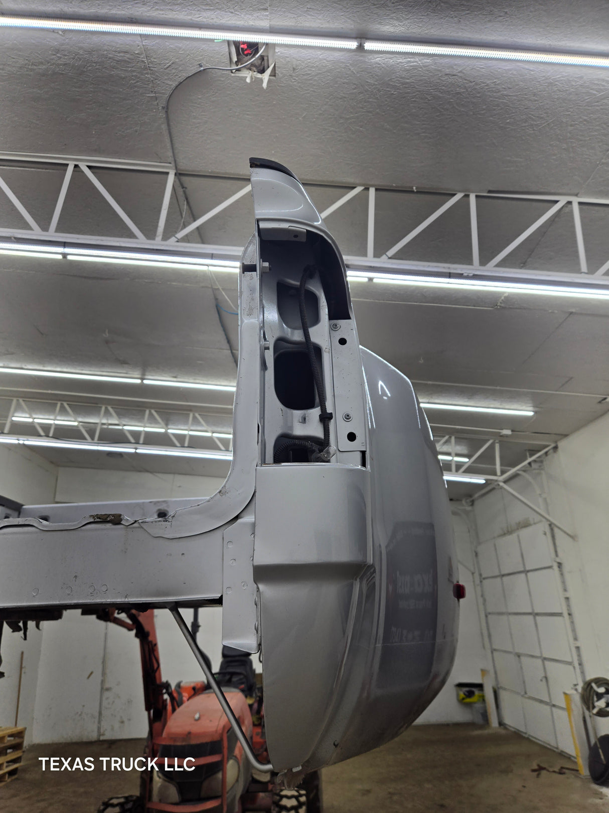 2014-2019 Chevrolet Silverado / GMC Sierra 3500 HD 8' Dually Truck Bed