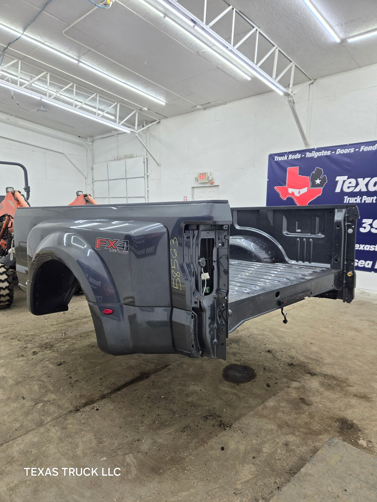 2017-2022 Ford Super Duty F350 F450 F550 8' Dually Bed