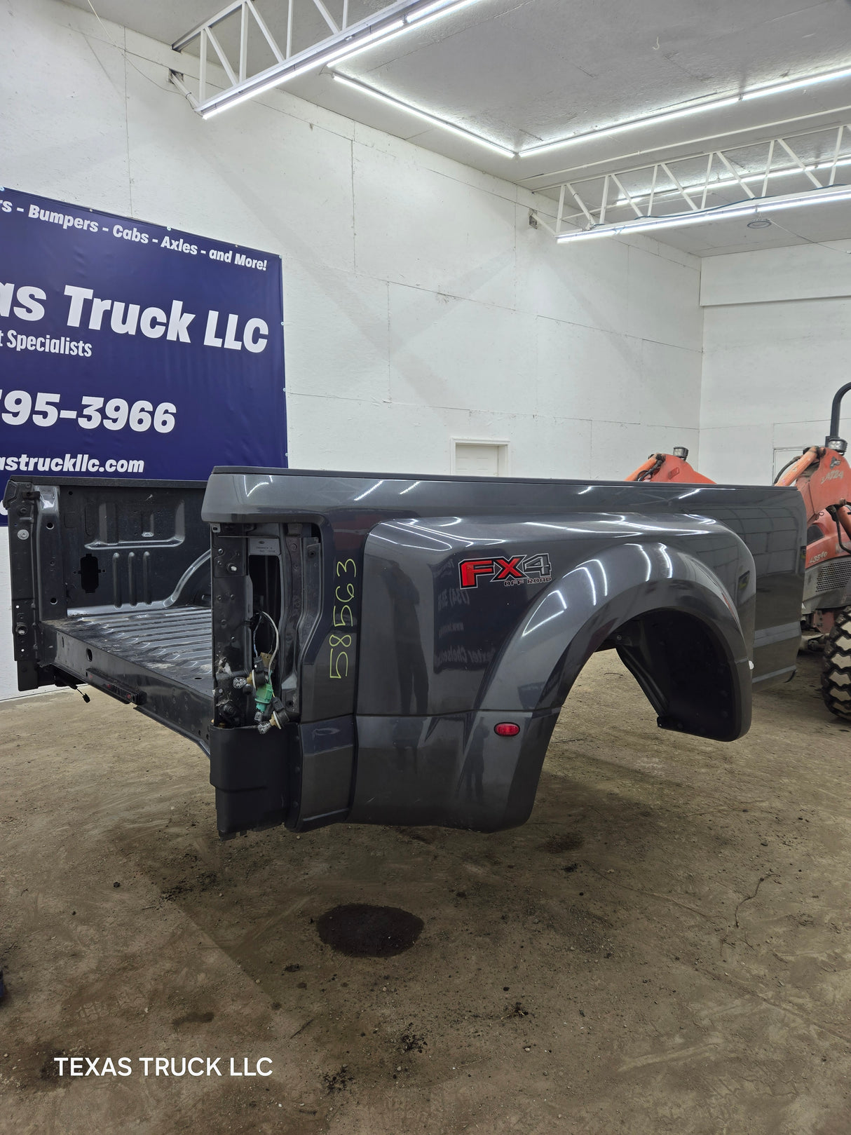 2017-2022 Ford Super Duty F350 F450 F550 8' Dually Bed