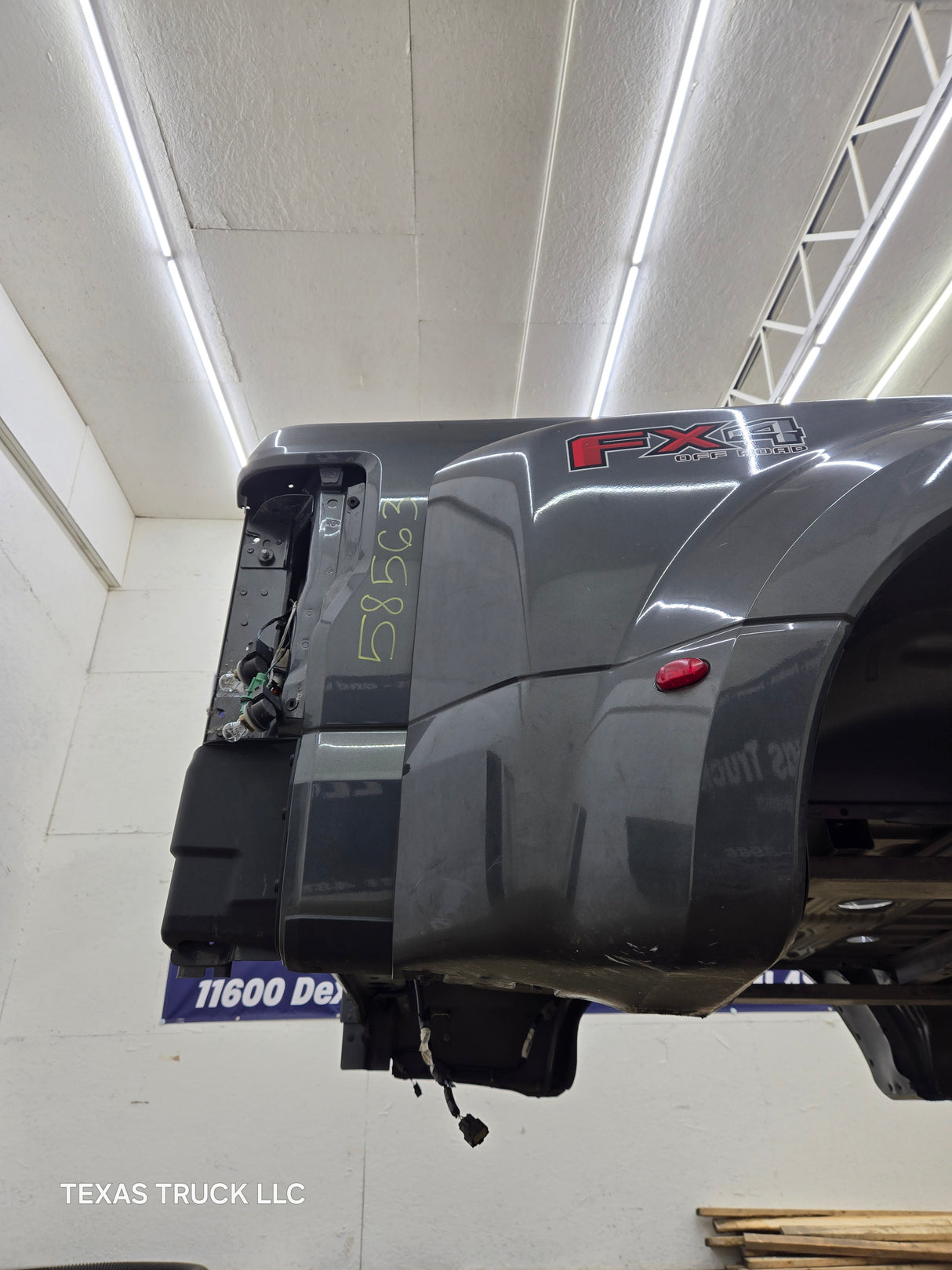 2017-2022 Ford Super Duty F350 F450 F550 8' Dually Bed