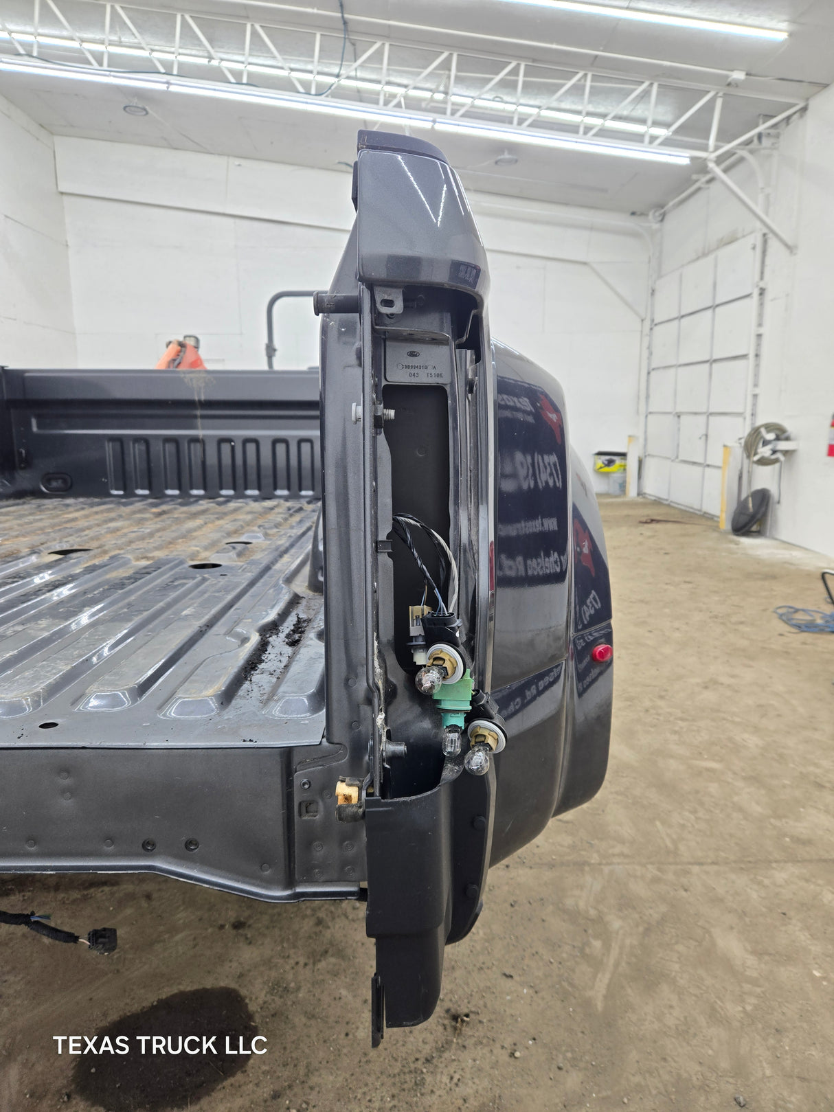 2017-2022 Ford Super Duty F350 F450 F550 8' Dually Bed