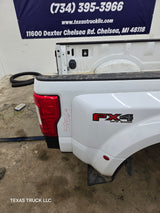 2017-2022 Ford Super Duty F350 F450 F550 8' Dually Bed - Oxford white