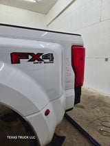 2017-2022 Ford Super Duty F350 F450 F550 8' Dually Bed - Oxford white