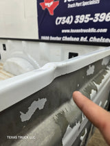 2017-2022 Ford Super Duty F350 F450 F550 8' Dually Bed - Oxford white