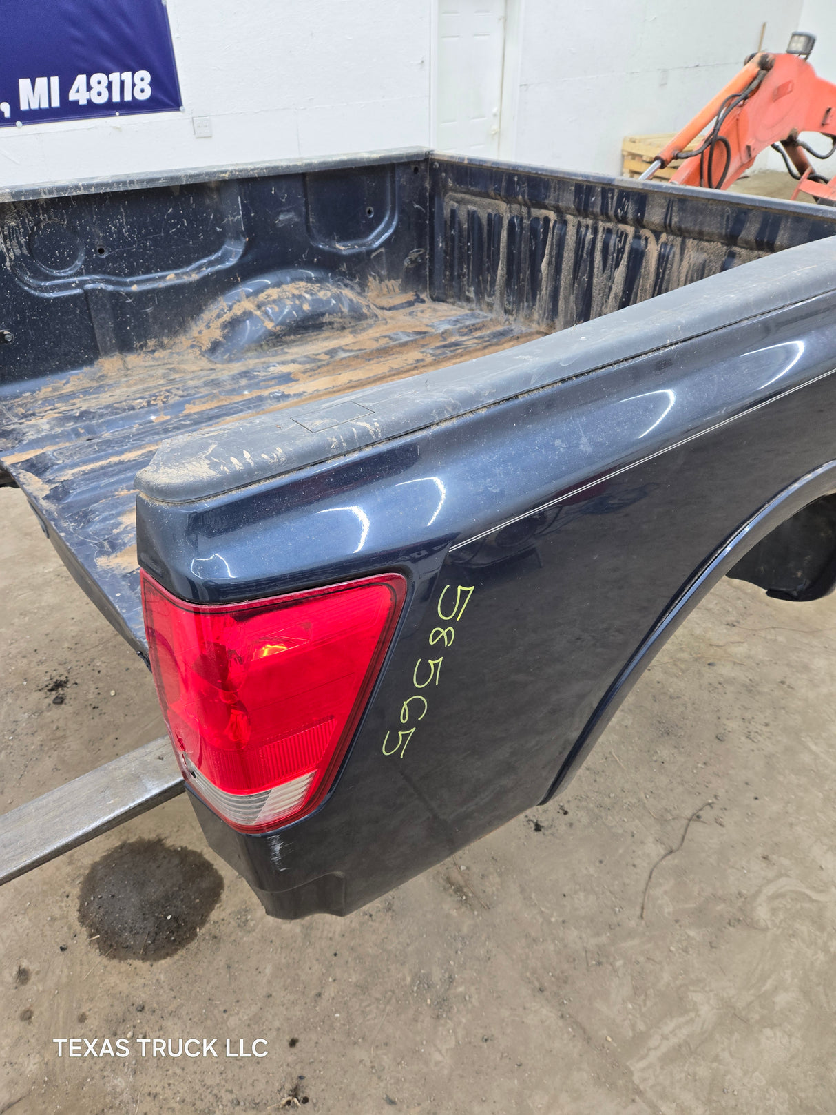 2004-2015 Nissan Titan Crew Cab 5' 6" Short Bed