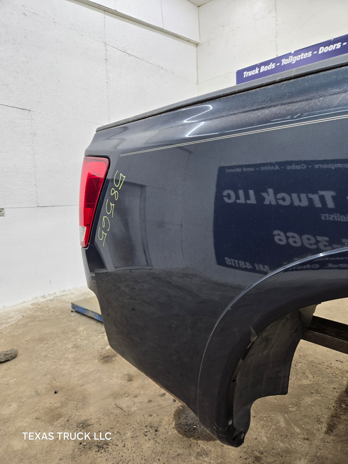 2004-2015 Nissan Titan Crew Cab 5' 6" Short Bed