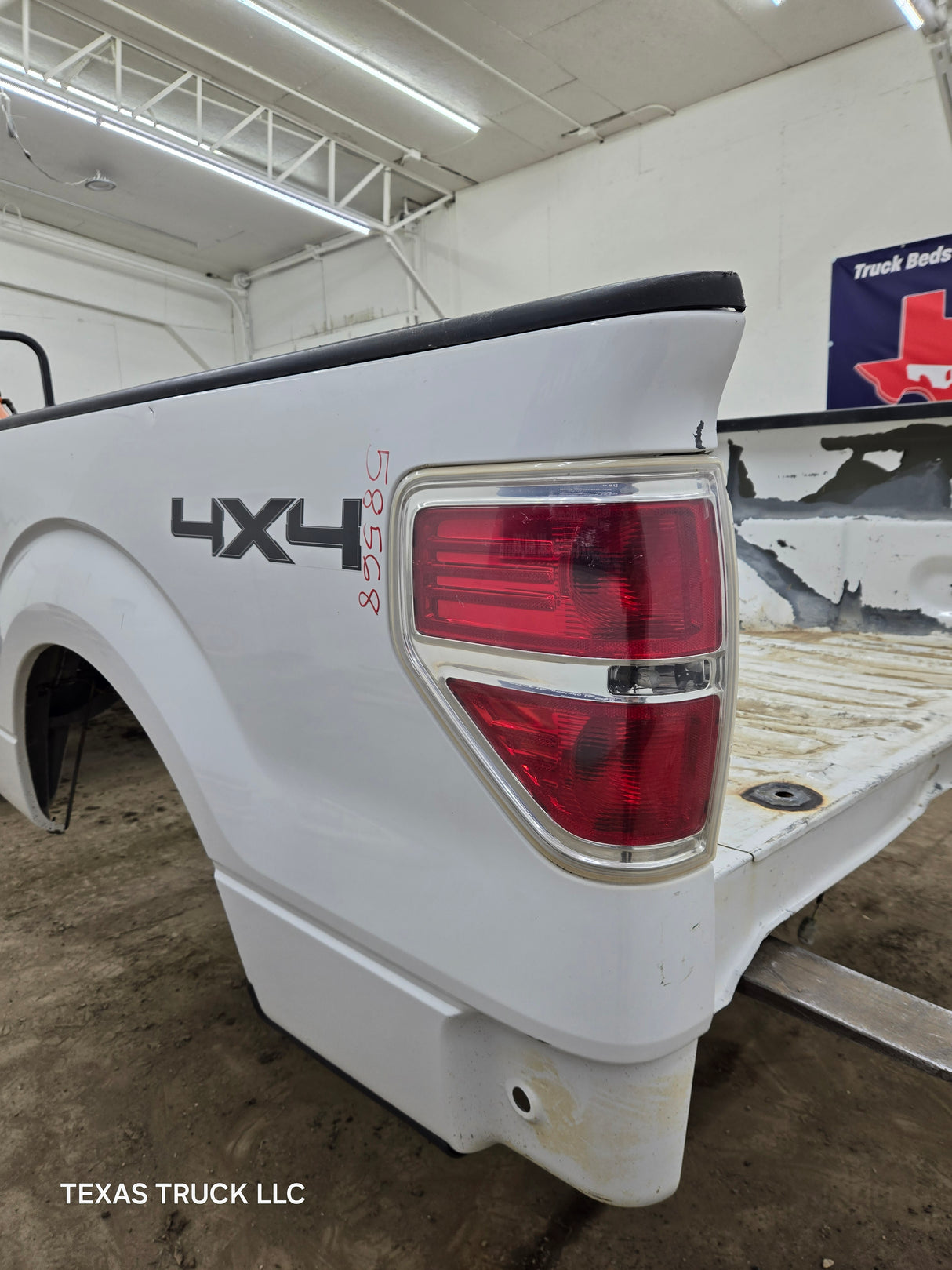 2009-2014 Ford F150 5' 6" Short Truck Bed