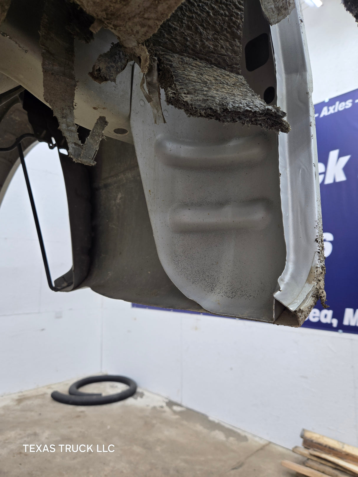 2009-2014 Ford F150 6' 6" Short Truck Bed