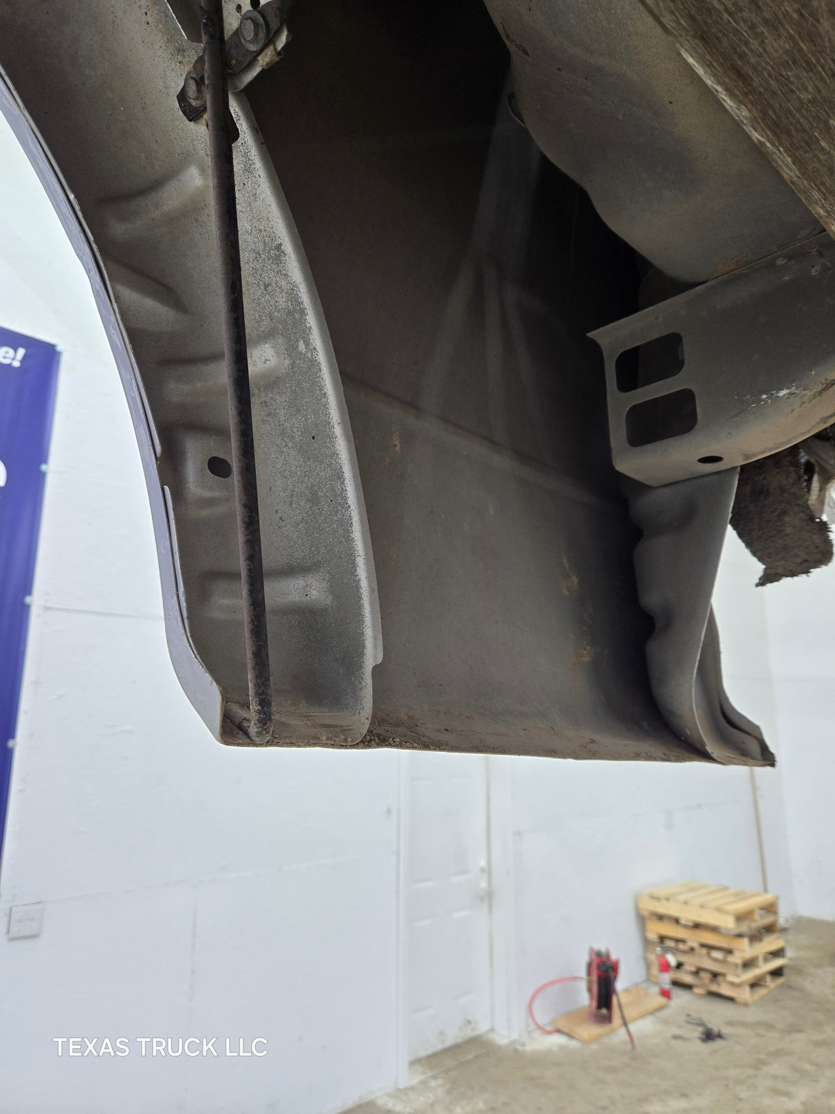 2004-2008 Ford F150 6' 6" Short Truck Bed