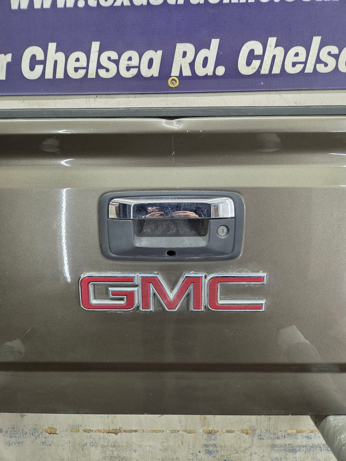 2014-2019 Chevrolet Silverado / GMC Sierra 1500 2500 3500 HD Tailgate