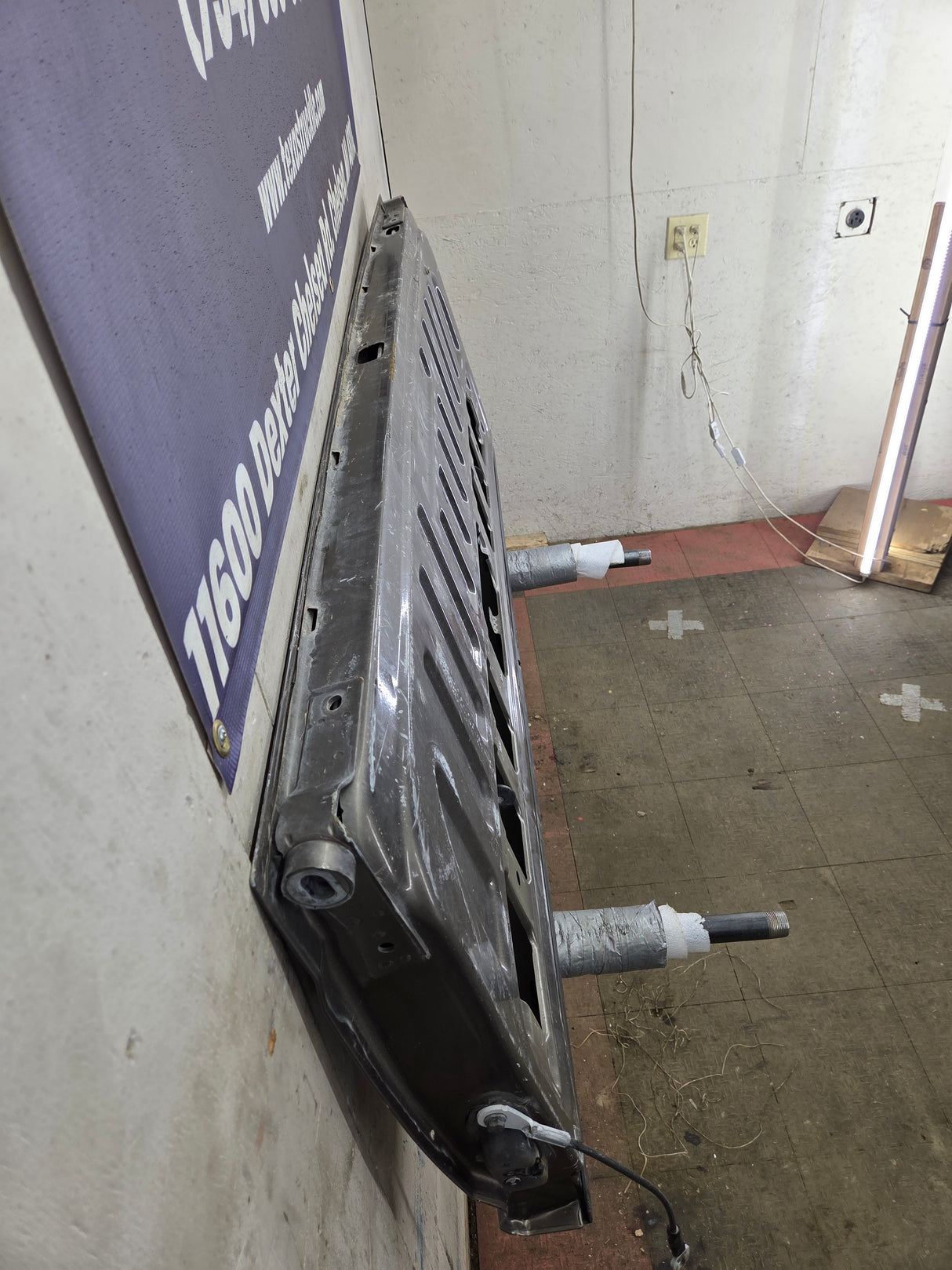 2014-2019 Chevrolet Silverado / GMC Sierra 1500 2500 3500 HD Tailgate