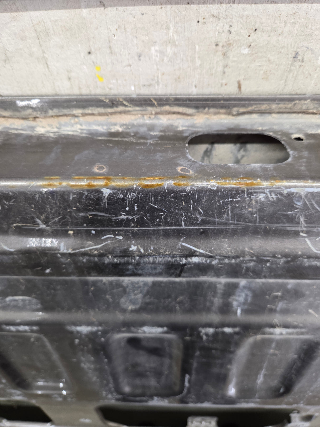 2014-2019 Chevrolet Silverado / GMC Sierra 1500 2500 3500 HD Tailgate