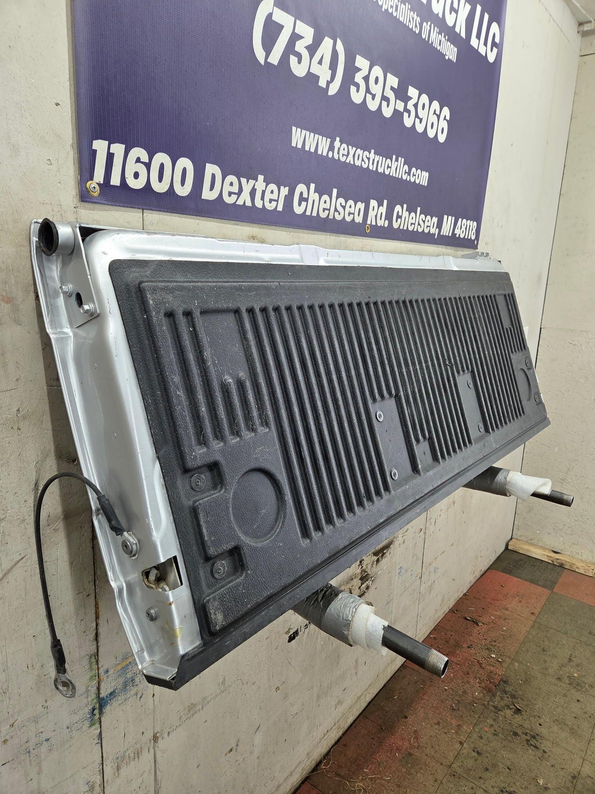 2017-2022 Ford F250 F350 F450 F550 Super Duty Tailgate