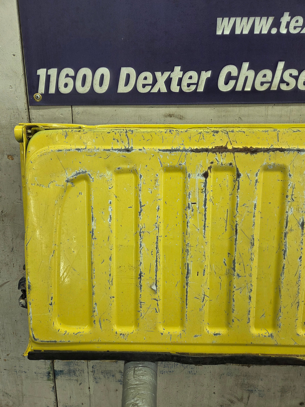 2007-2013 Chevrolet Silverado / GMC Sierra 1500 2500 3500 HD Tailgate