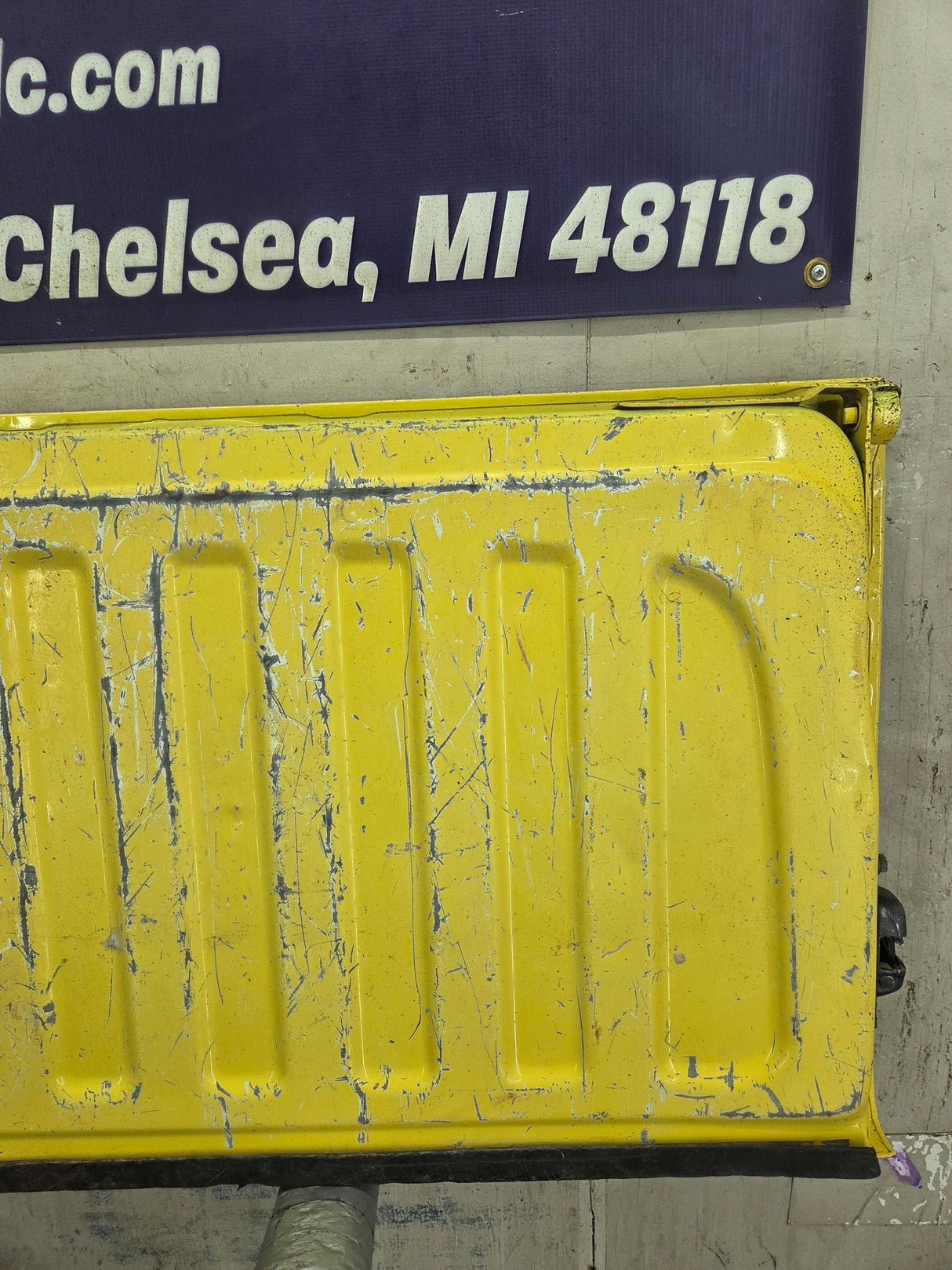 2007-2013 Chevrolet Silverado / GMC Sierra 1500 2500 3500 HD Tailgate