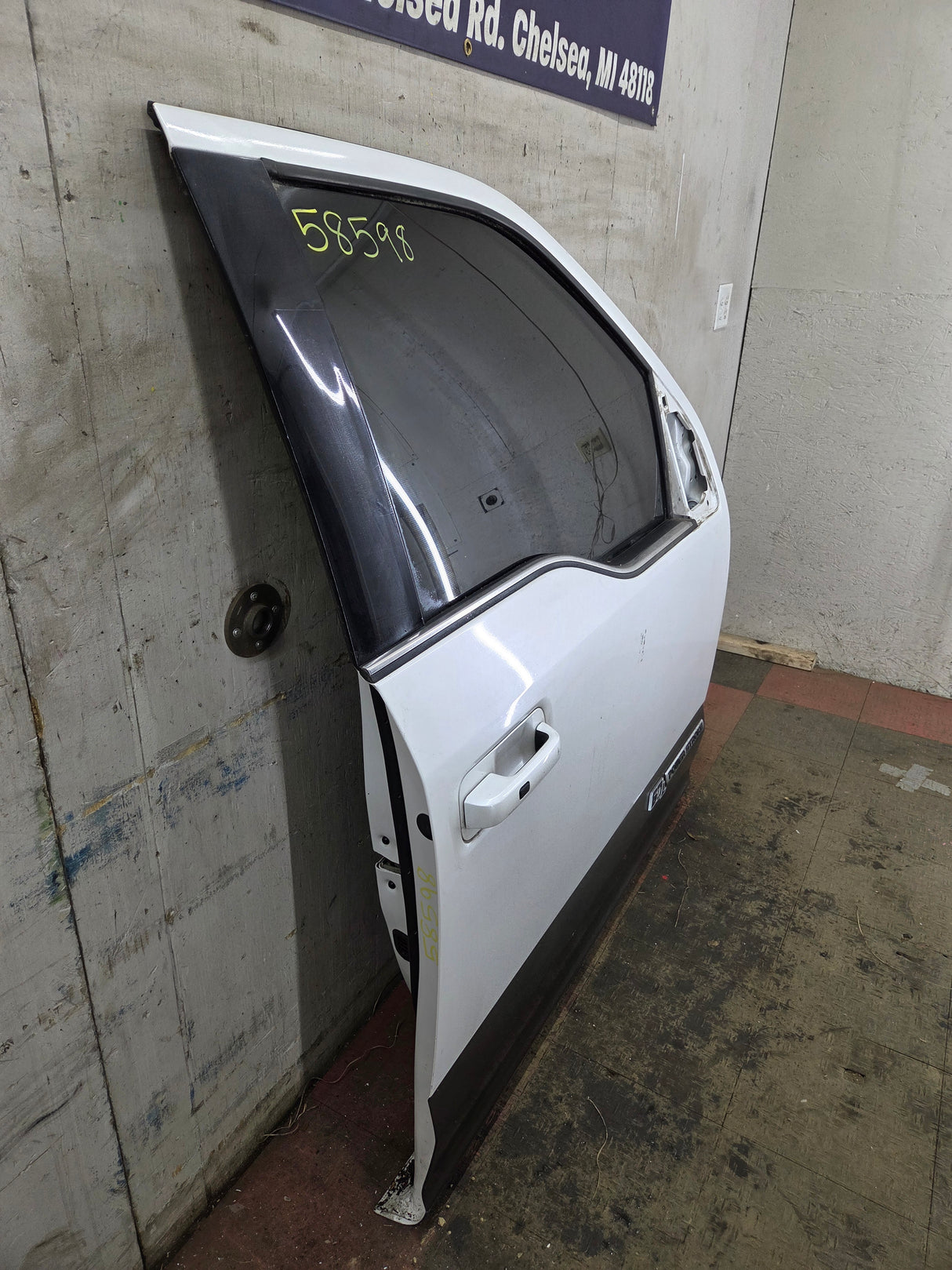 2015-2022 Ford F150 / Super Duty Passenger Side Front Door RH F250 F350 F450 F550