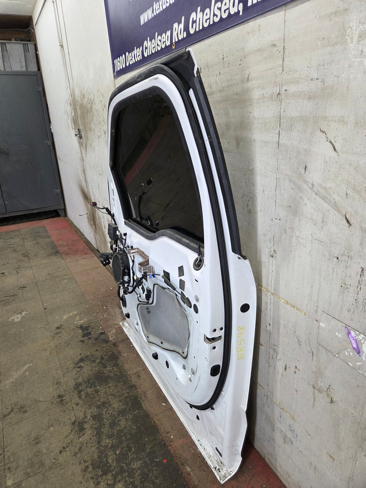 2015-2022 Ford F150 / Super Duty Passenger Side Front Door RH F250 F350 F450 F550