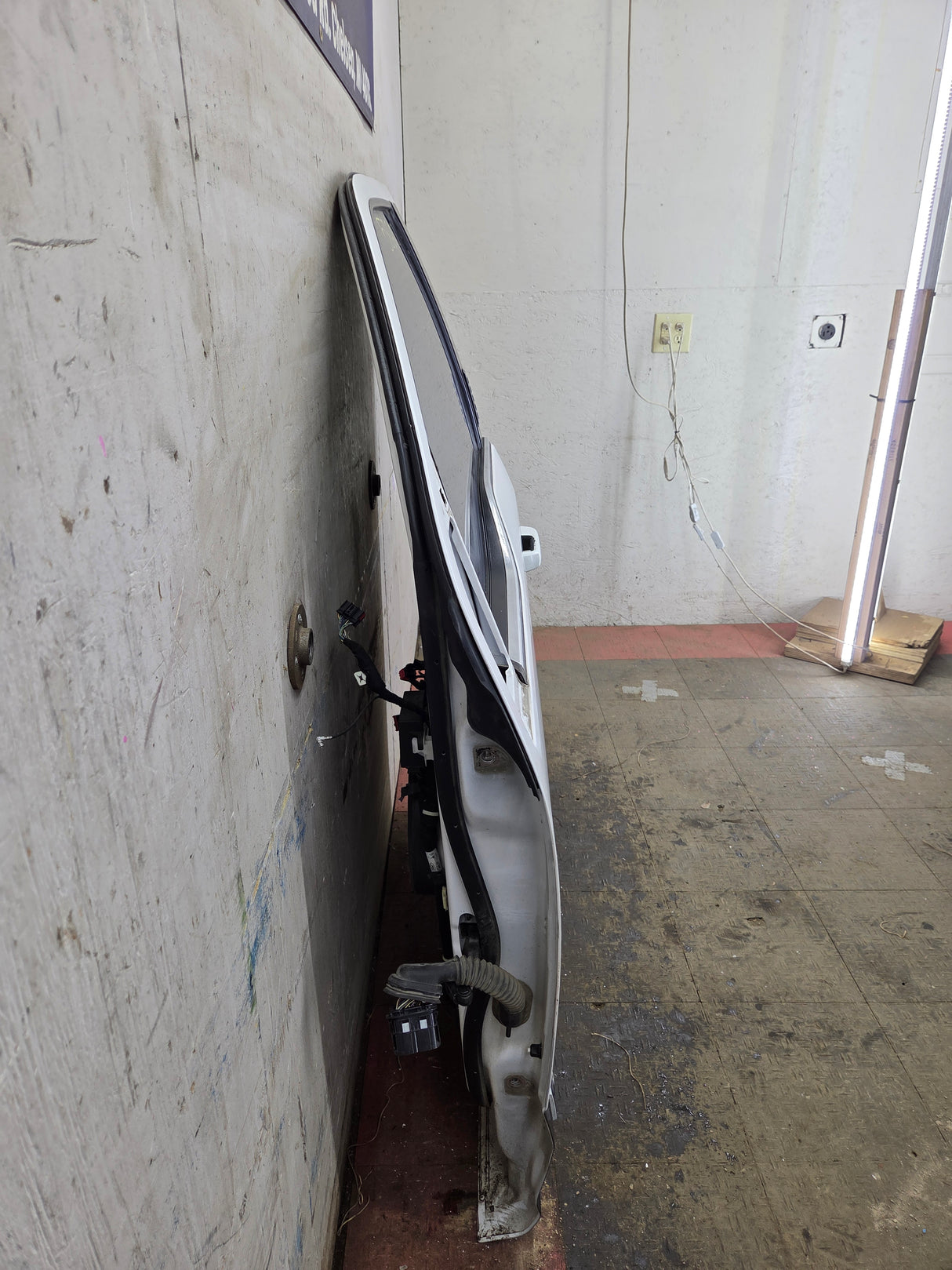 2015-2022 Ford F150 / Super Duty Driver Front Door LH F250 F350 F450 F550