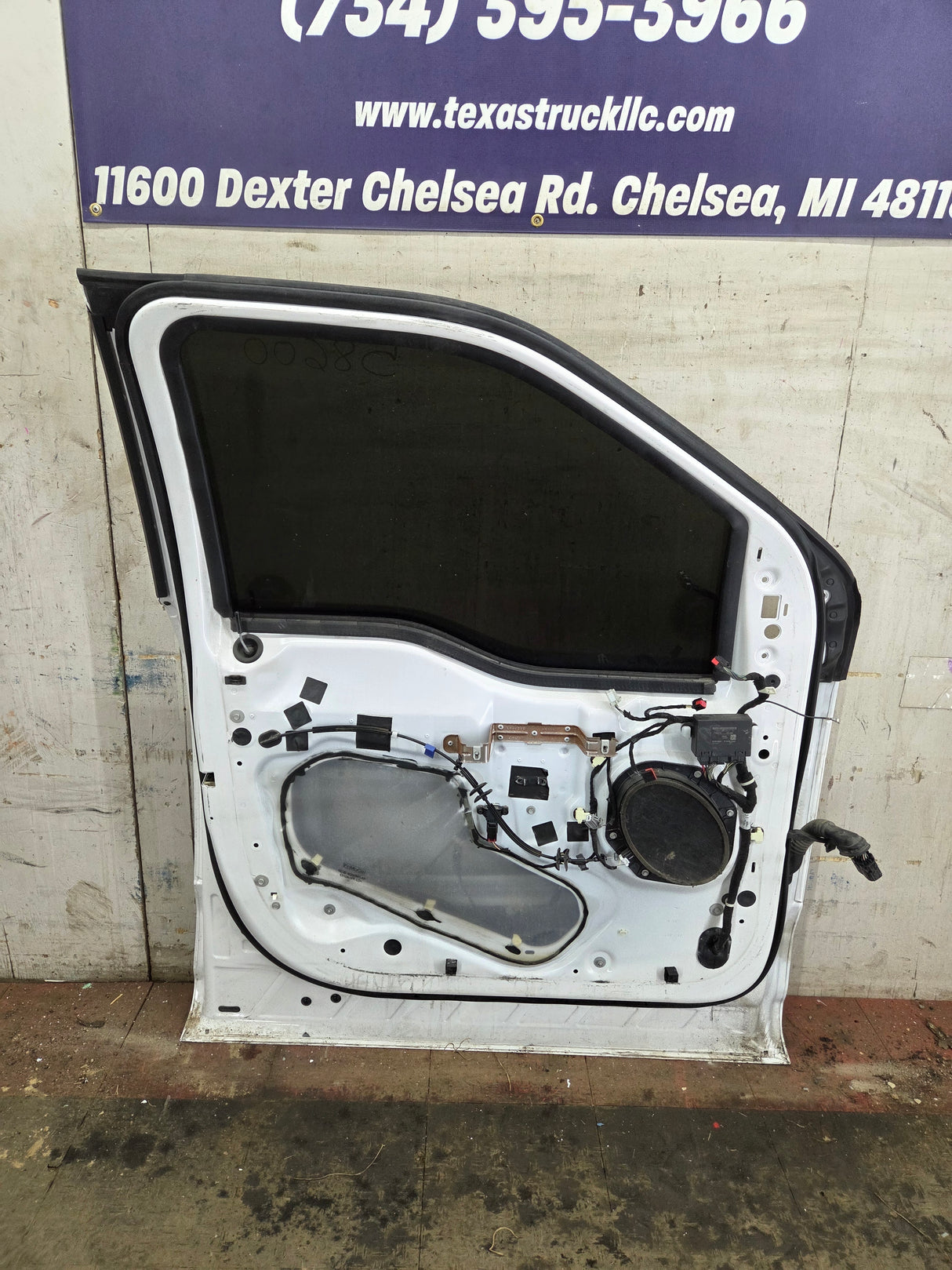 2015-2022 Ford F150 / Super Duty Driver Front Door LH F250 F350 F450 F550