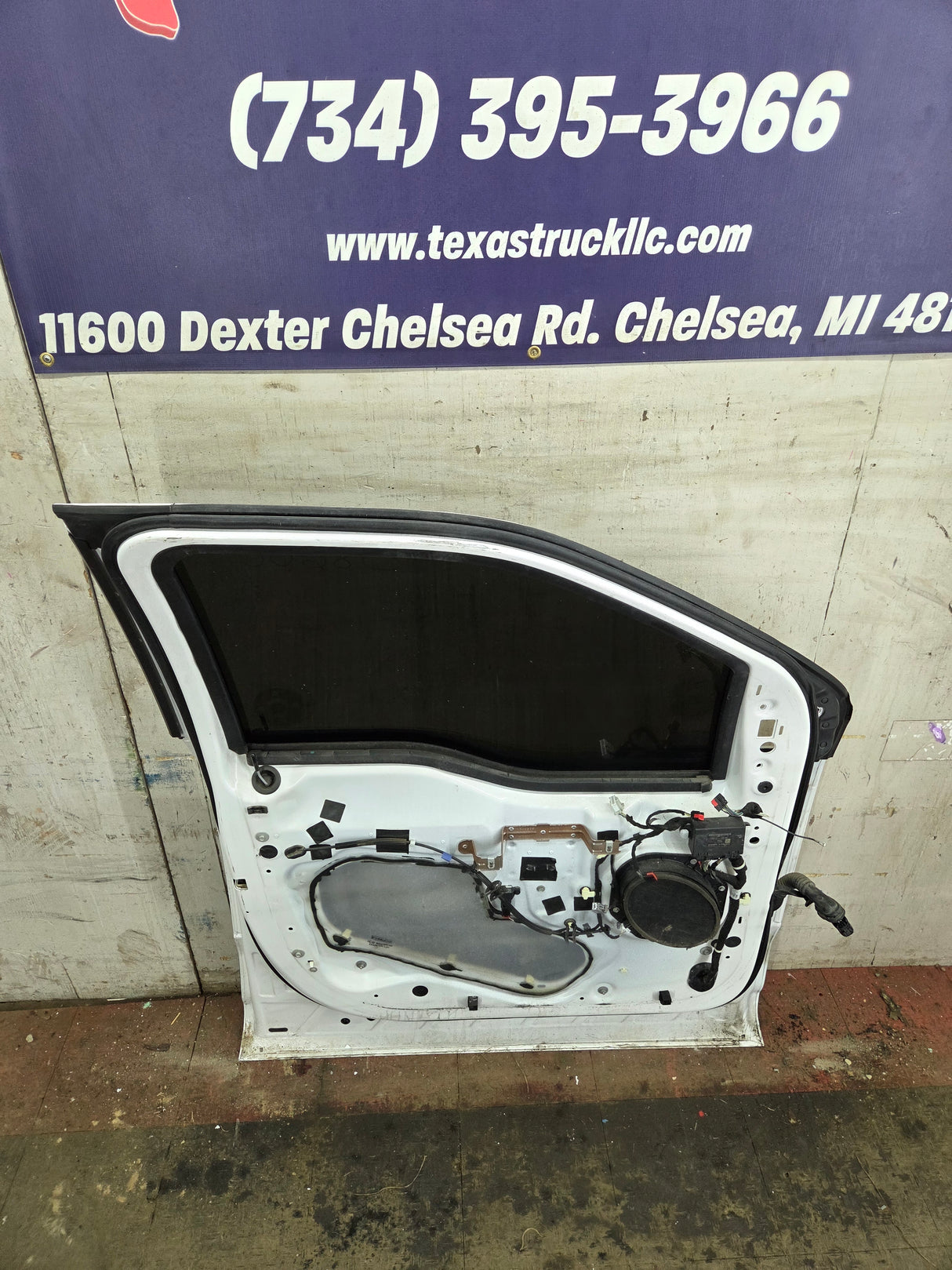 2015-2022 Ford F150 / Super Duty Driver Front Door LH F250 F350 F450 F550