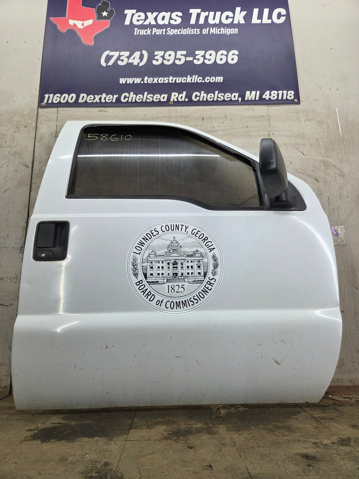 1999-2011 Ford Super Duty / Excursion Front Passenger Side RH Door F250 F350 F450 F550