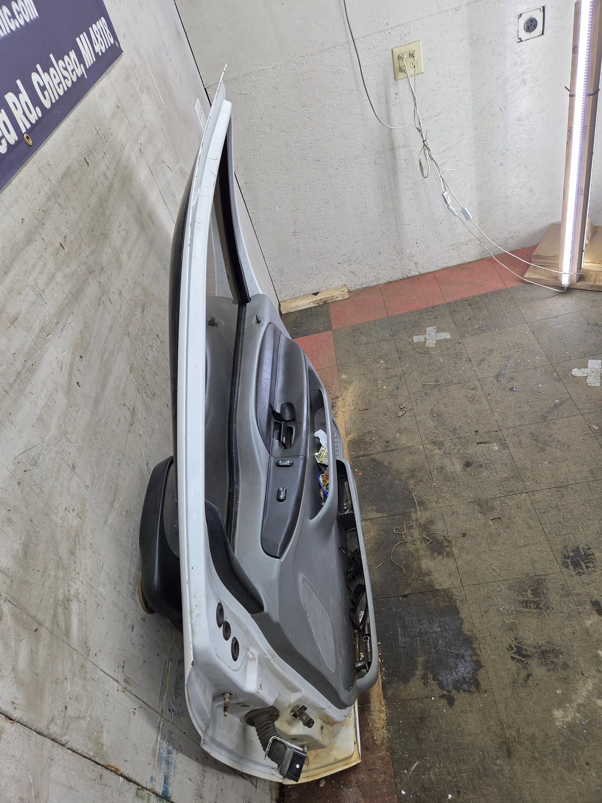 1999-2011 Ford Super Duty / Excursion Front Passenger Side RH Door F250 F350 F450 F550