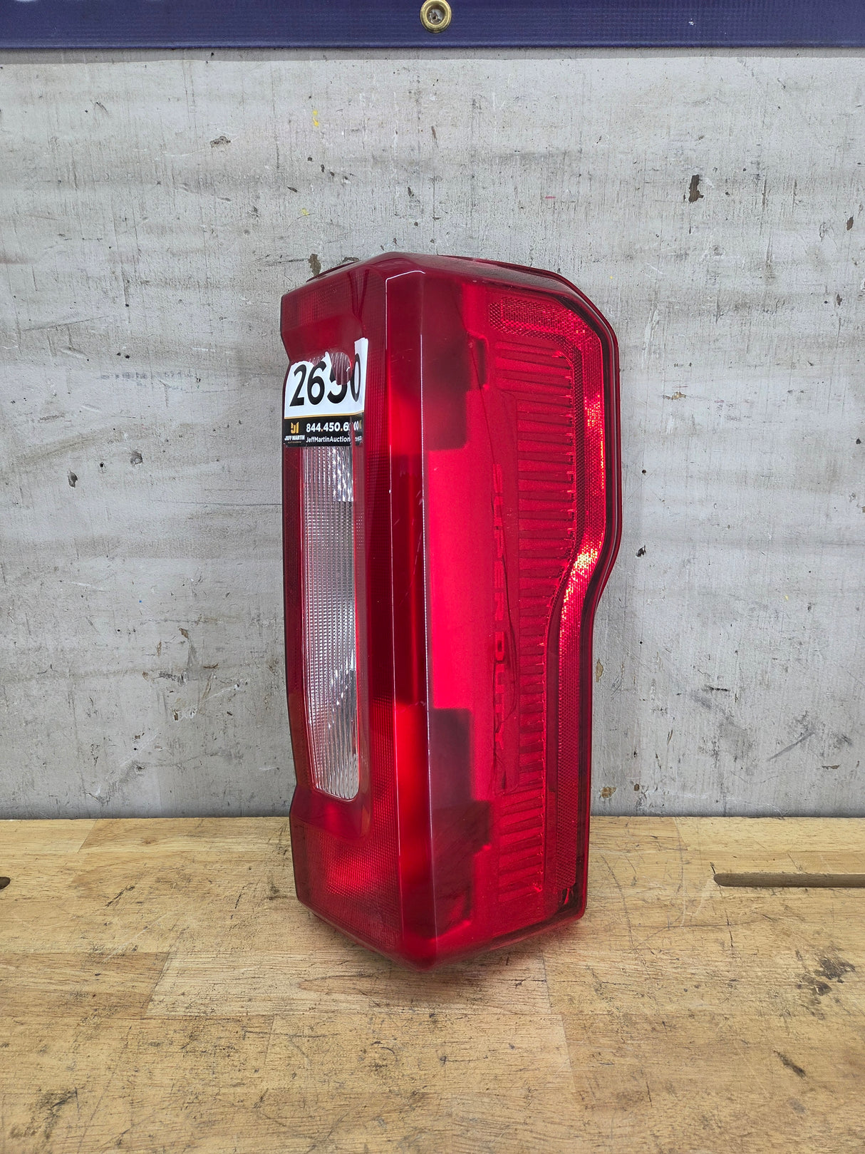 2023-2026 Ford Super Duty F250 F350 F450 F550 OEM RH Passenger Side Tail Light PC3B-13B504-AG