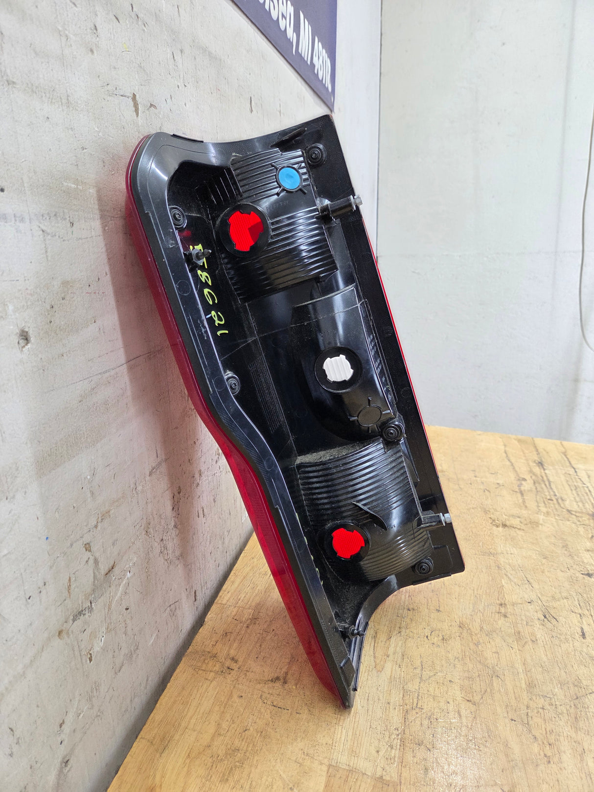 2023-2026 Ford Super Duty F250 F350 F450 F550 OEM RH Passenger Side Tail Light PC3B-13B504-AG